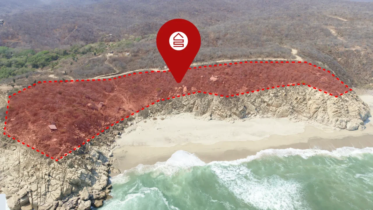 Land for sale in El Nanche Beach Huatulco with beach access and ocean view
